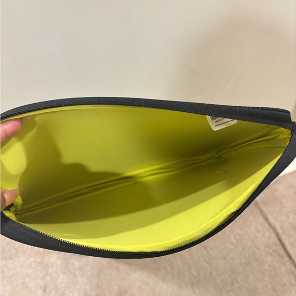 13” Neoprene Laptop Sleeve Cover Black - Picture 4 of 4